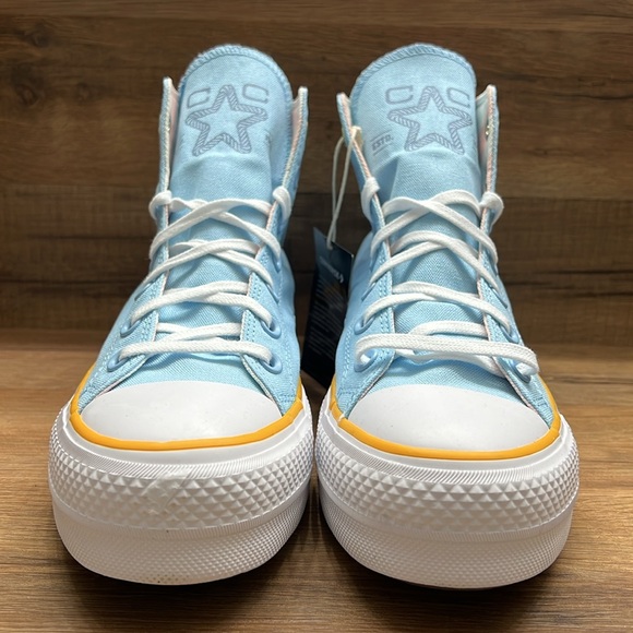 CONVERSE CTAS LIFT HI BRAND NEW - Picture 3 of 9